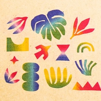 Oblici u gradijent štampi na svetlom drvetu